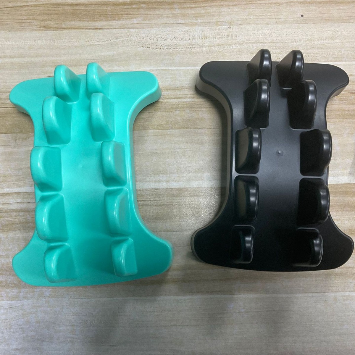 목과 어깨 이완기 카이로프랙틱 운동용 경추 견인 장치  - Neck Traction Pillow 리뷰 및 가격